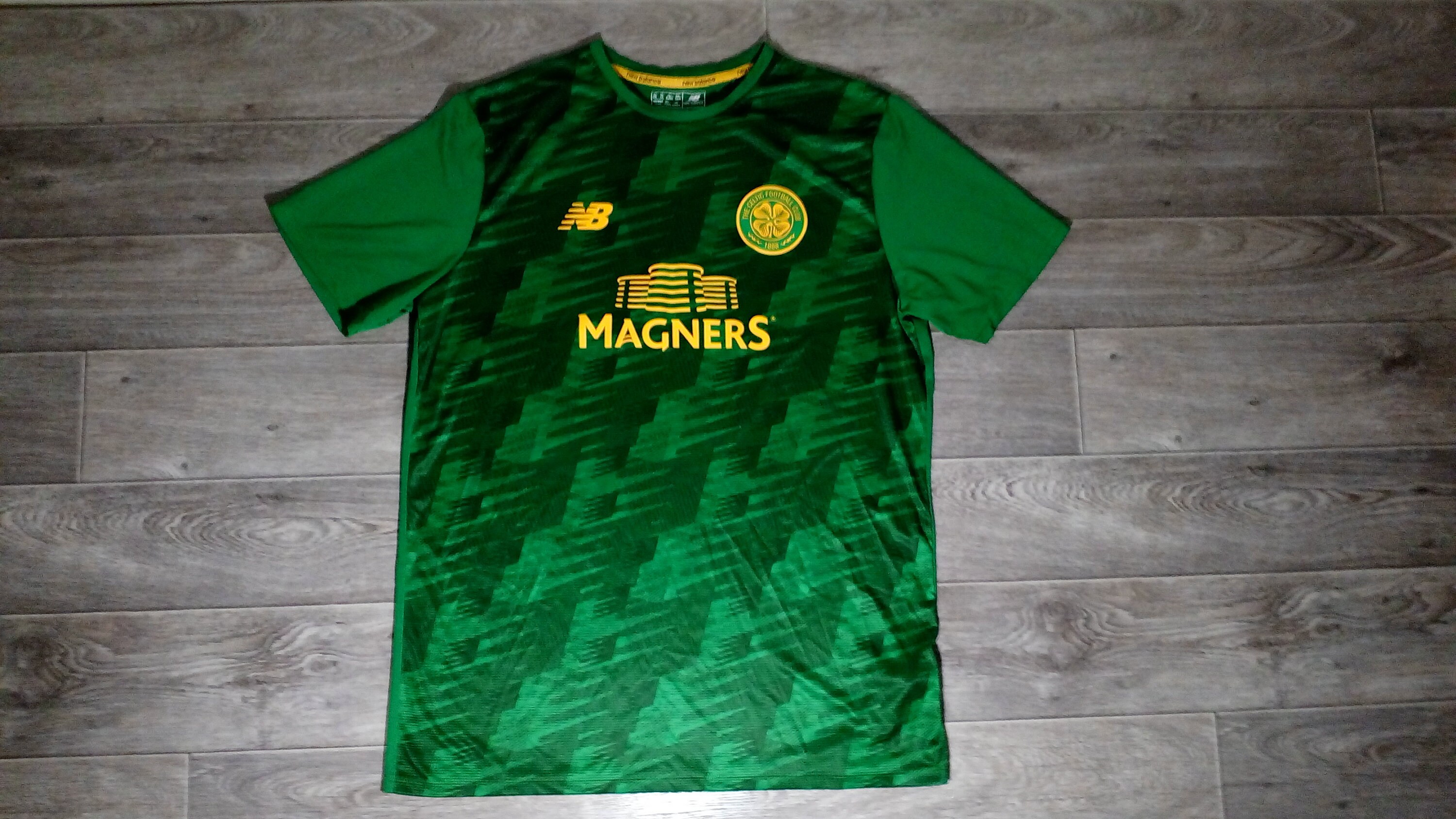 Mens NEW BALANCE CELTIC FC 2019 Third Shirt Grey