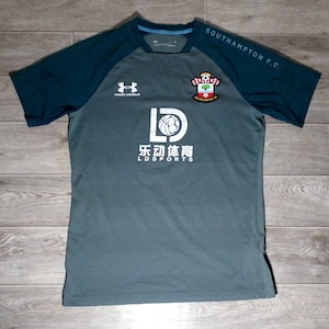 Southampton FC Saints SFC England under armour 2019 2020 gray training men&#39;s sports soccer football uniform shirt jersey knitwear size M