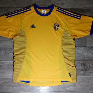 Vintage Sweden national football team World Cup adidas 2001/02 Swiss yellow blue men&#39;s sports soccer uniform shirt jersey knitwear size L