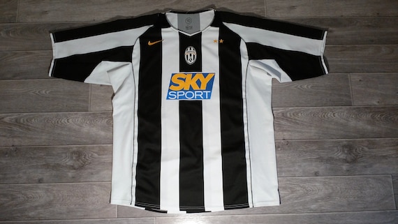Juventus sales jersey 2005