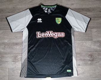 Norwich City FC Canaries Yellows England errea 2017 2018 men's sports soccer football uniform shirt jersey knitwear size XL/2XL