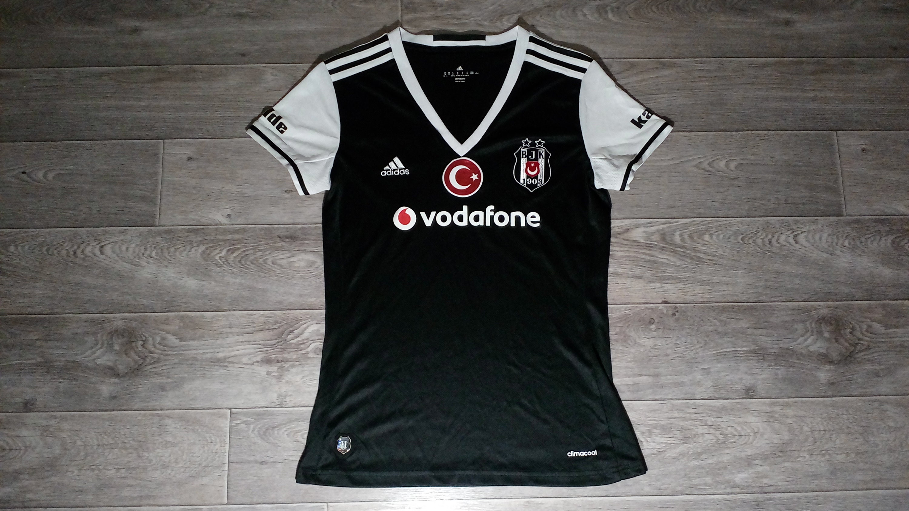 Besiktas JK Soccer Football Men's T Tee Shirt Handmade Team sports Apparel  Fan s