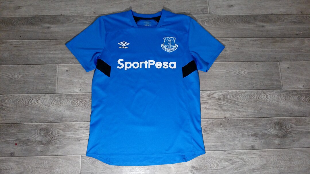 Everton FC Nike 2012/13 Away Kit - FOOTBALL FASHION