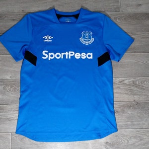 Everton FC EFC England umbro blue white soccer football men&#39;s sports uniform shirt jersey knitwear wear size S/M more like  S