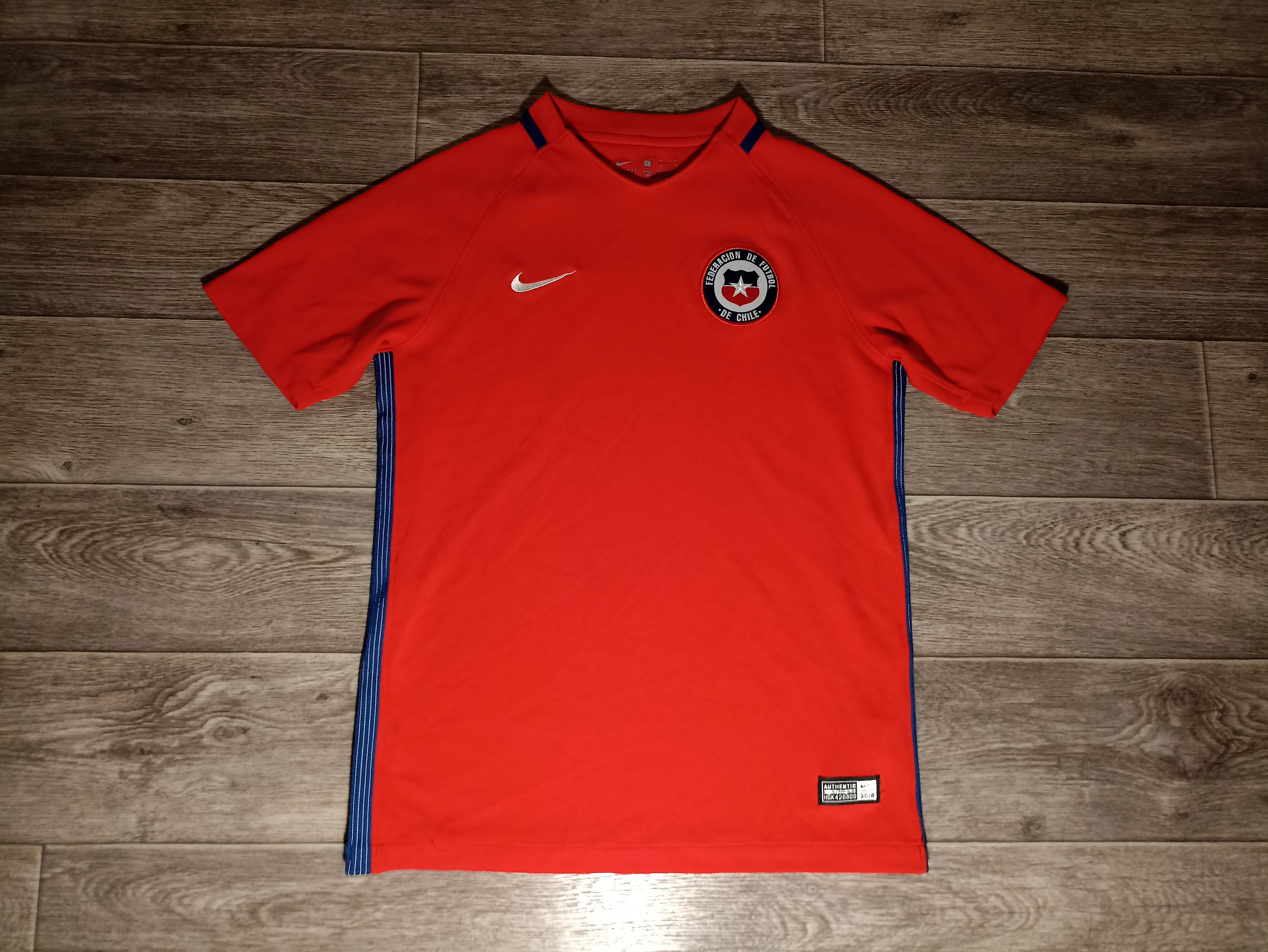 Chile National Football Team Nike 2016/17 Red Boy's Soccer Sports Training  Uniform Shirt Jersey Knitwear Size Teenage Youth L 12-13 Yrs 
