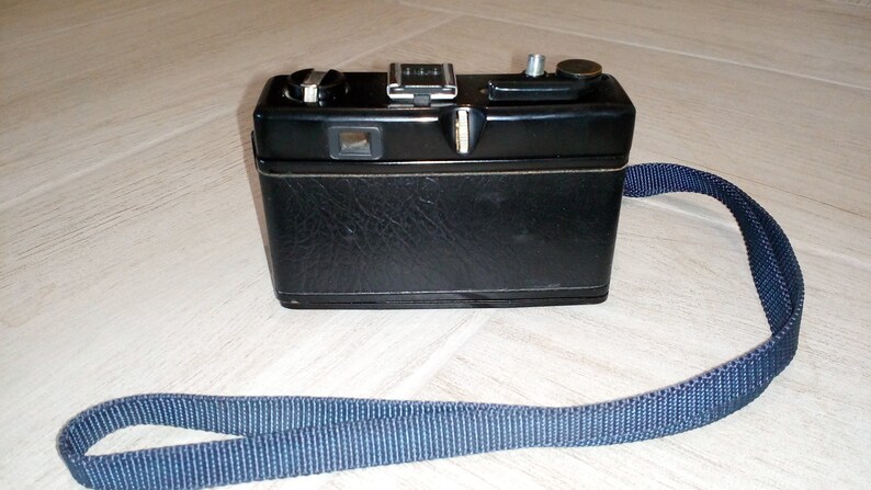 Vintage photo camera USSR , old photo camera fed 50 , Soviet Union collection photo camera , retro technique image 9