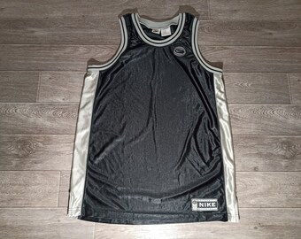 Vintage jaren 1990 Nike basketbal hardlooptraining zomer herensport grijs zwart mouwloos shirt jersey gebreide maat L/XL