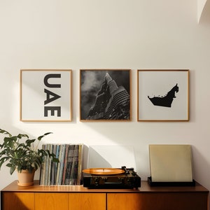 Conjunto de 3 fotos en blanco y negro de la Plaza de los Emiratos Árabes Unidos – Impresión de mapas de los Emiratos Árabes Unidos Arte de pared de 3 piezas – Galería de descargas digitales Set Home Decor Gift