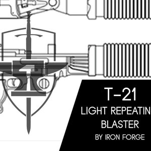 Puede incluir: Un dibujo en blanco y negro de un rifle bláster futurista con el texto "T-21 LIGHT REPEATING BLASTER BY IRON FORGE".