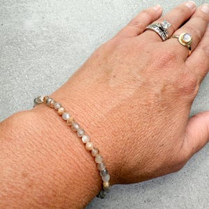 Orange Grey Moonstone Stretch Bracelet, Minimalist Crystal Bead Bracelet, Birthday Gift for Her, Bold Iridescent Jewelry, Boho Bead Bracelet