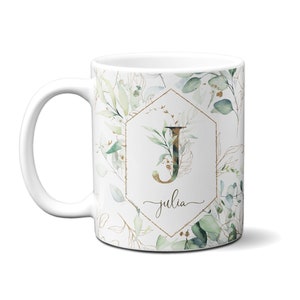 Tazza con iniziale floreale: lettera acquerello personalizzata, regalo con nome personalizzato