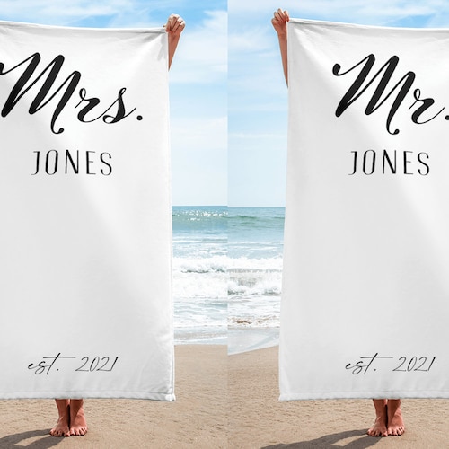 Black & White Mrs and Mr Beach Towels for Honeymoon Just Etsy