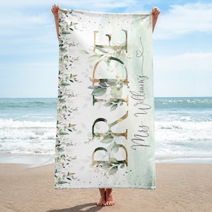 Bride Beach Towel Personalized with Name, Custom Mrs Pool & Bath Towel, Wedding Gift for Bride Squad Bridal Shower Party Maid of Honor