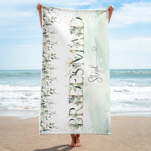 Bridesmaid Beach Towel Personalize with Name, Floral Custom Pool Bath Towel, Wedding Gift for Bride Squad Bridal Shower Party Maid of Honor