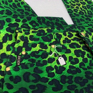 ESCADA Green Leopard Animal Print Trousers gold logo buttons Vintage 1980&#39;s green jungle colour cotton jeans
