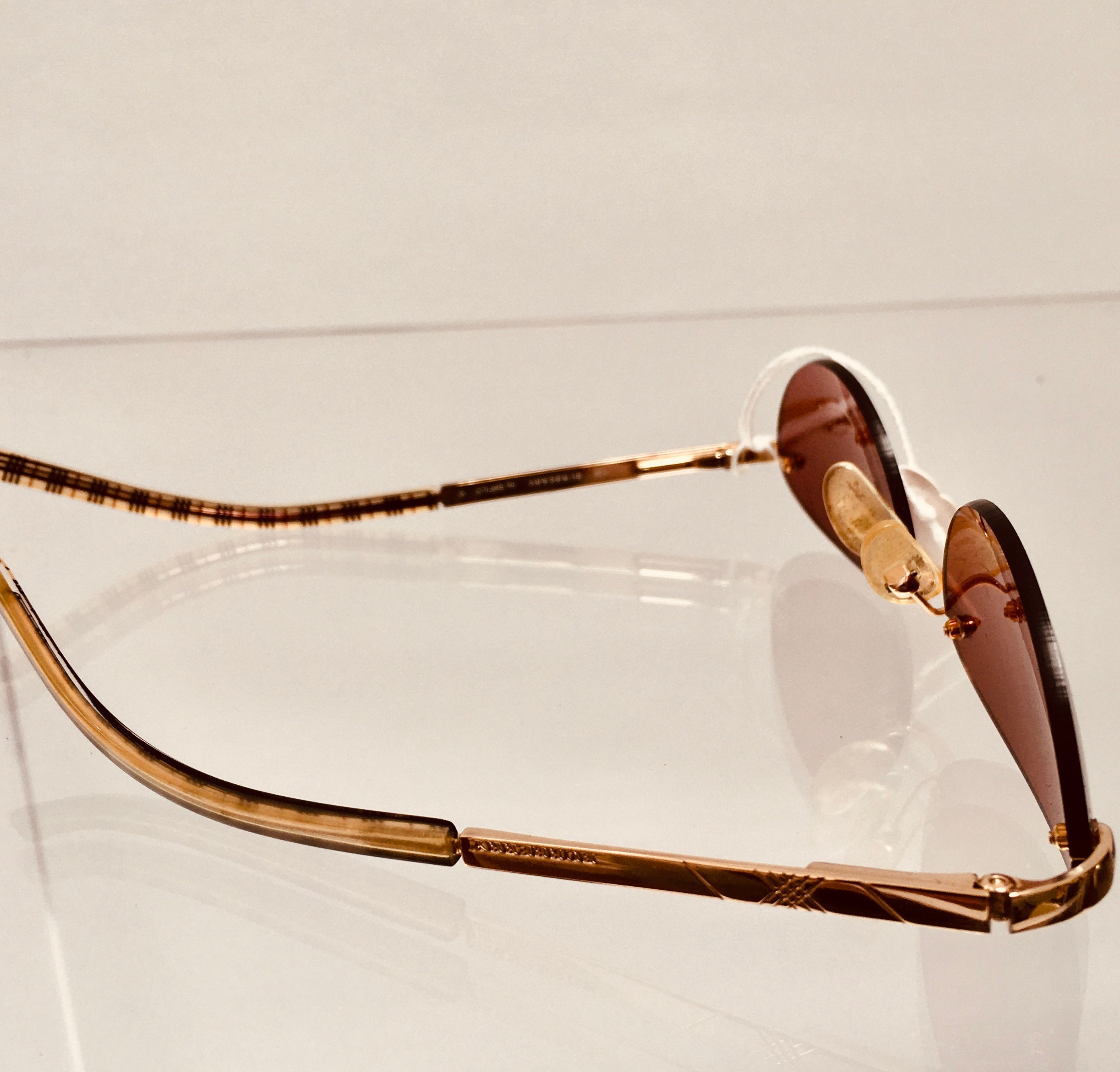 Vintage Burberry by Safilo Nova Check Sunglasses Rimless 