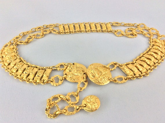 Vintage Authentic 90s Gianni Versace Iconic Versus Lion Vintage Authentic 90s Gianni Versace Iconic Versus Lion