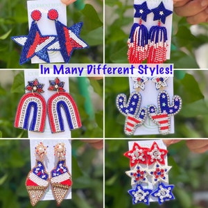 Labor Day Fourth of July Earrings, American flag, Patriotic Earrings, USA wreath, Red white and blue, Handmade earring, 4th of July