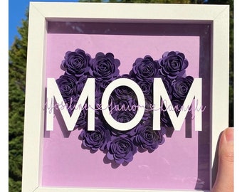 Moeder Shadowbox met bloemen, gepersonaliseerde hart Shadowbox met namen, Moederdagcadeau, aangepast moedercadeau, papieren bloemengeschenkdoos.