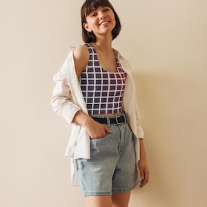 Geometric Pixel Grid Crop Top, Red and Blue Gradient All Over Print Shirt, Minimalist Square Pattern Sublimation Tee, Modern Tech Style