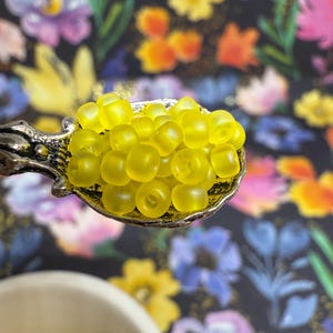 Matte Transparent Yellow | 8/0 Japanese Seed Beads | Frosted | Miyuki | 10.0g bag (SKU: 08-Miyuki-136FR)