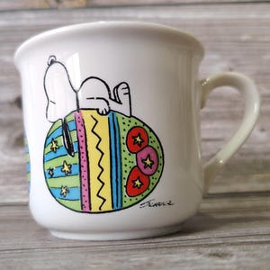 Vintage Snoopy Mug Easter Egg Cup Peanuts Ceramic 1990s Collectible Coffee Mug Gift Cute Retro Japan