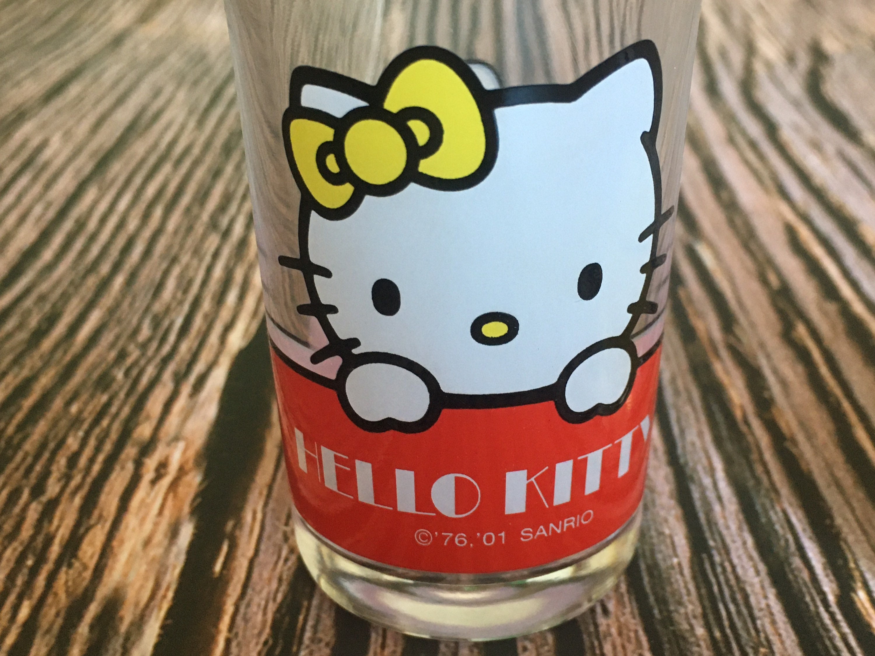 Set Of 4 Sanrio Hello Kitty 2013 Collectible Drinking Glasses Made In USA