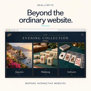 Könnte beinhalten: Eine Website-Oberfläche mit dem Titel The Evening Collection und drei Bereichen: Jigsaws mit Küstenlandschaft, Mahjong mit elfenbeinfarbenen Spielsteinen auf grünem Untergrund und Solitaire mit Spielkarten. Text: Reallybyte und Beyond the ordinary website.