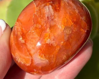 Carnelian Palm Stone, Polished Carnelian Crystal, Healing Stone, Meditation Stone, Pocket Crystal, Spiritual Gift