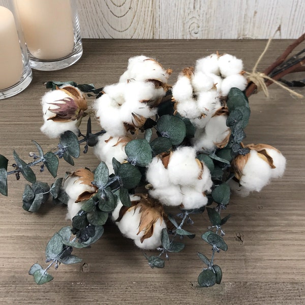 Bouquet de fleurs séchées avec fleurs de coton et eucalyptus stabilisé, bouquet d’hiver pour décoration maison