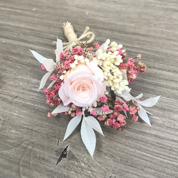 Boutonnière de mariage fleurs séchées avec rose éternelle et gypsophile rose, broche de mariage.