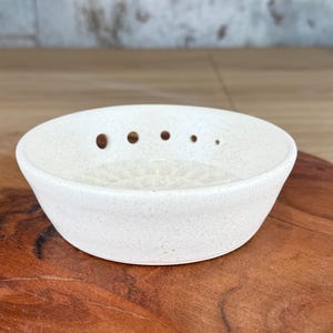 Herb Stripper and Garlic Dish, Eggshell White