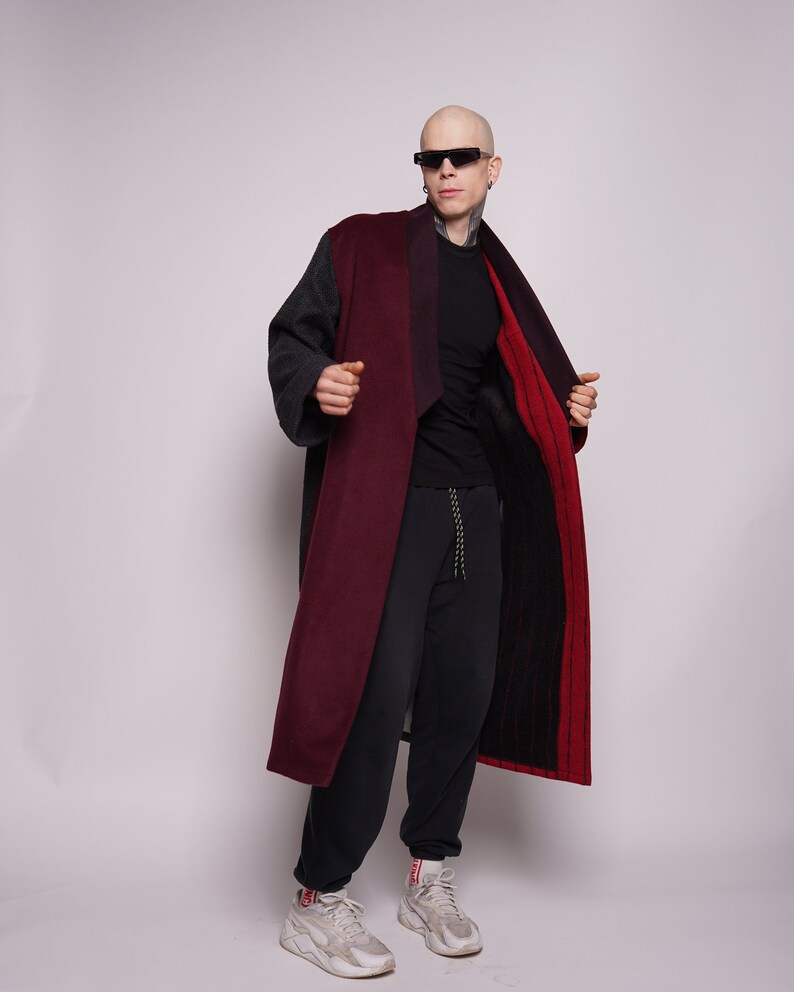 Men's Black Linen Kimono: Traditional Japanese Style, Breathable Rave Top, Distinctive Gift for Him, Modern Traditional Wear image 2