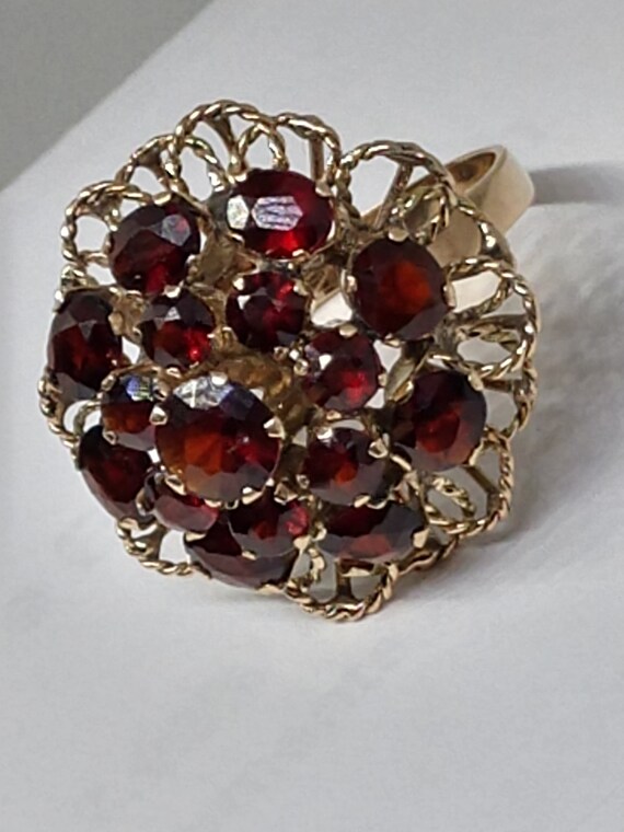 18k solid gold vintage flower garnets stone Ring - image 5