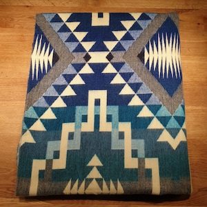 Beautifully soft blanket made of baby alpaca wool, unique design