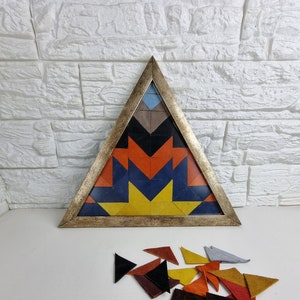 Moldura de couro natural para pendurar na parede, decoração de parede de couro artesanal, arte de parede triangular, quadro de couro, couro para pendurar na parede, presente de escritório