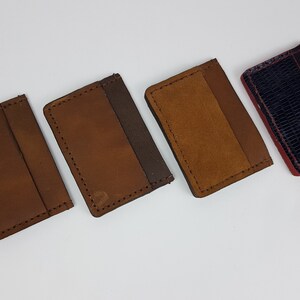 Titular de la tarjeta de cuero hecho a mano, Cartera del titular de la tarjeta del organizador, Accesorio de cuero, Regalo de Navidad, Regalo minimalista, Cartera del titular de la tarjeta de crédito