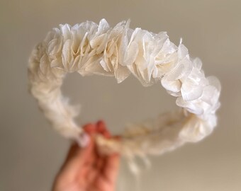 Flower girl hair wreath, Beige floral crown for toddler, Flower girl hair accessories, Cream hairpiece for classic wedding style