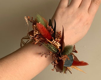 Wedding corsage, Terracotta dried flower corsage, Groomsman boutonniere, Rust terracotta wedding accessories, Bridesmaids flower headband