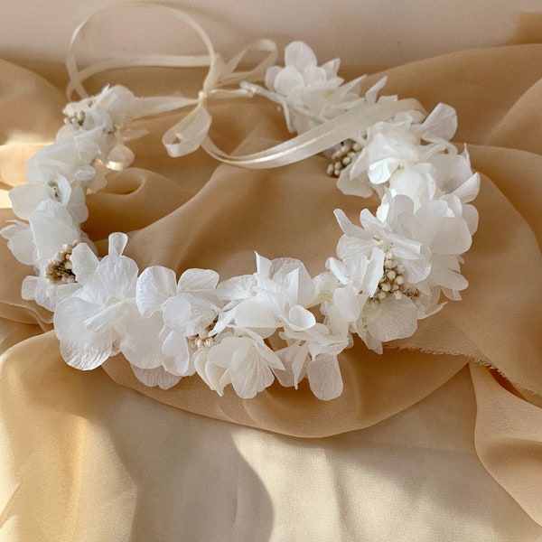 First communion White flower crown, first communion headband, Hydrangea flower crown, Child hair wreath, Dried flower headpiece, Flower girl