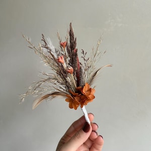 Groomsman boutonniere, Rust terracotta wedding accessories, Terracotta dried flower boutonniere corsage, Bridesmaids boho hair accessories