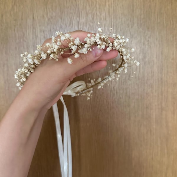 Gypsophila floral crown, Baby's breath flower crown, Beige baby girl headpiece, Newborn floral halo, Child toddler gypsophila hair wreath