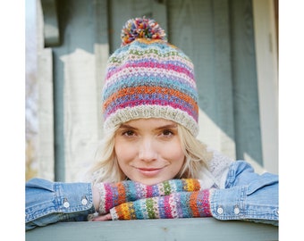 Bonnet à pompon femme tricoté main à pois et rayures, chauffe-mains, chapeau d'hiver en maille fine 100 % laine équitable, mitaines, mitaines, bandeau