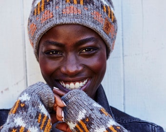 Bee Winter Hat - Bark - Fingerless Gloves - Headband - Animal Design - Fair Trade - Sustainable Fashion - Pachamama