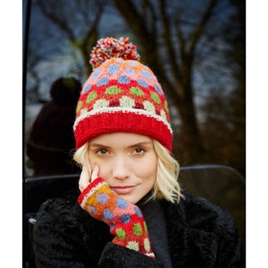 Women's Flower Beanie Winter Hat Hand Knitted 100% Wool Classic