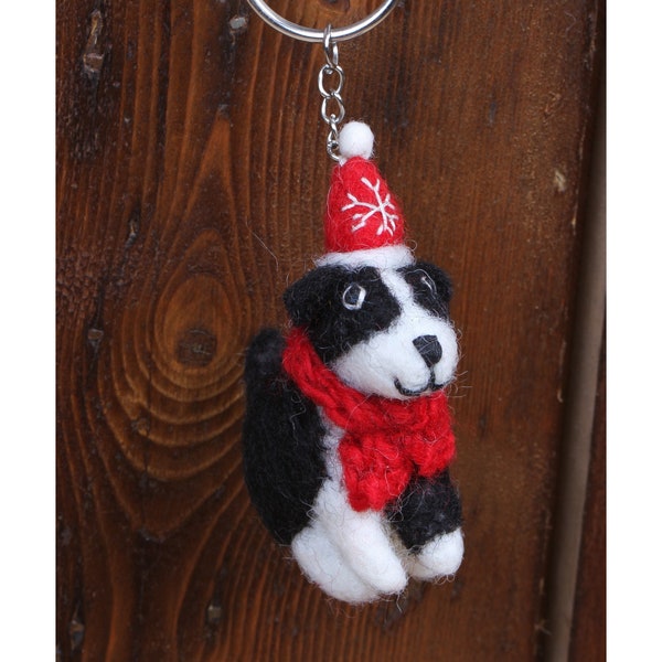 Felt Sheepdog Keyring, Hand Felted Sheep Dog Keychain, Cute Animal Handbag Charm, 100% Wool, Handmade Unique Puppy Gift, Fair Trade Present