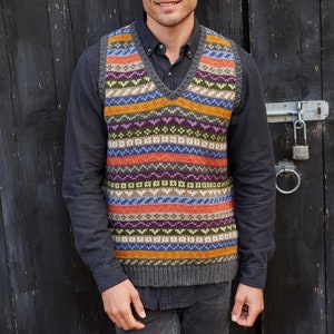 Gestricktes Fair Isle Tank Top für Herren - 100% Wolle - Fair Trade Ärmelloser Pullover - Pullover Weste - Einzigartiges Streifenmuster - Retro - Pachamama