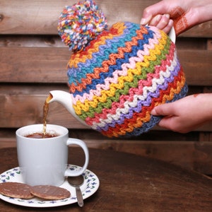 レインボークロシェティーコージー - ウール100%＆フリース裏地 | Pachamama