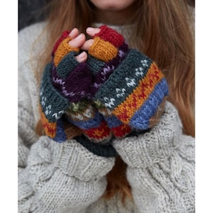 Women&#39;s Fair Isle Glove Mitts - Handmade - Fairisle Gloves - Knitted Gloves - Traditional Fair Isle - 100% Wool - Fair Isle Mitts- Pachamama