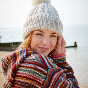Kabelstickad bobblemössa för kvinnor: 100 % ull, Pachamama